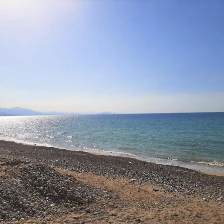 Willa Beautiful In By The Sea *